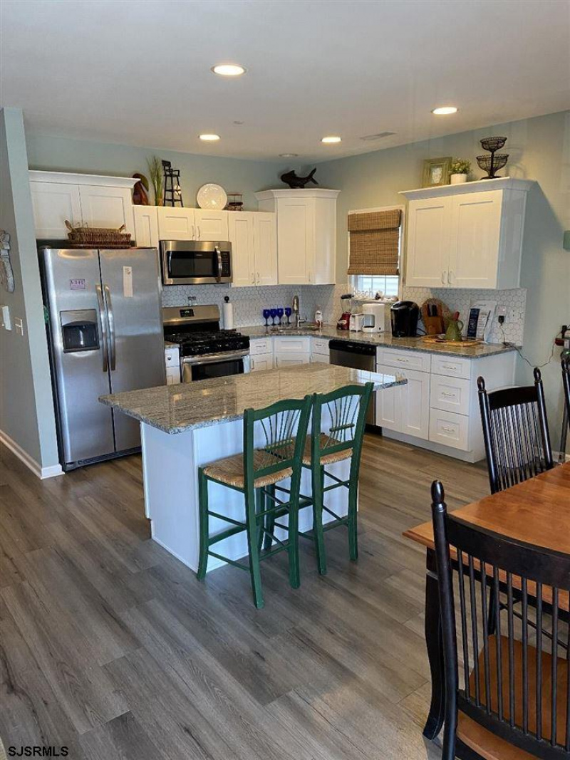1340 ASBURY AVE, Ocean City, New Jersey 08226, 3 Bedrooms Bedrooms, 6 Rooms Rooms,2 BathroomsBathrooms,Condominium,For Sale,ASBURY AVE,540109