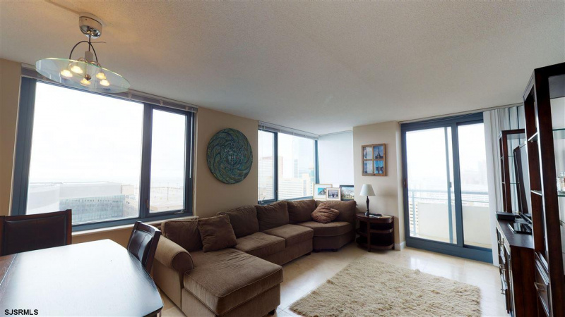 526 Pacific, Atlantic City, New Jersey 08401, 2 Bedrooms Bedrooms, 6 Rooms Rooms,2 BathroomsBathrooms,Condominium,For Sale,Pacific,540126