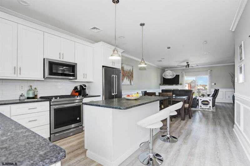 3400 Atlantic-Brigantine, Brigantine, New Jersey 08203, 2 Bedrooms Bedrooms, 5 Rooms Rooms,2 BathroomsBathrooms,Condominium,For Sale,Atlantic-Brigantine,540132