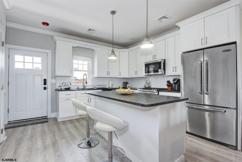 3400 Atlantic-Brigantine, Brigantine, New Jersey 08203, 2 Bedrooms Bedrooms, 5 Rooms Rooms,2 BathroomsBathrooms,Condominium,For Sale,Atlantic-Brigantine,540132