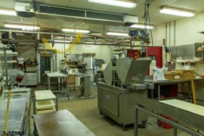 1160 Chews Landing Clementon, Laurel Springs, New Jersey 08021, ,Commercial/industrial,For Sale,Chews Landing Clementon,540144