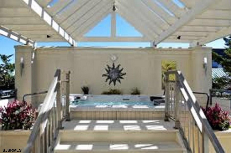 526 Pacific Ave, Atlantic City, New Jersey 08401, 2 Bedrooms Bedrooms, 5 Rooms Rooms,2 BathroomsBathrooms,Condominium,For Sale,Pacific Ave,539063