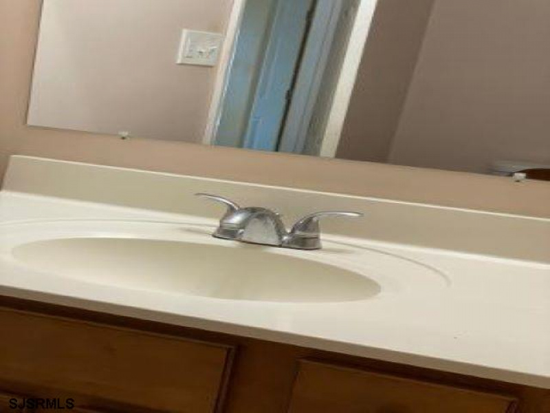 340 Hampshire, New Jersey 08406, 3 Bedrooms Bedrooms, 6 Rooms Rooms,2 BathroomsBathrooms,Rental non-commercial,For Sale,Hampshire,540180
