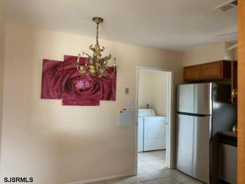 340 Hampshire, New Jersey 08406, 3 Bedrooms Bedrooms, 6 Rooms Rooms,2 BathroomsBathrooms,Rental non-commercial,For Sale,Hampshire,540180