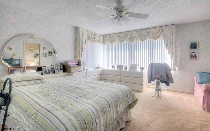 46 seaside, Margate, New Jersey 08402-0000, 4 Bedrooms Bedrooms, 10 Rooms Rooms,3 BathroomsBathrooms,Residential,For Sale,seaside,540209
