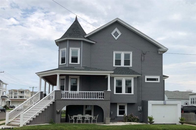 20 46th, Sea Isle City, New Jersey 08243, 4 Bedrooms Bedrooms, 8 Rooms Rooms,2 BathroomsBathrooms,Residential,For Sale,46th,540230