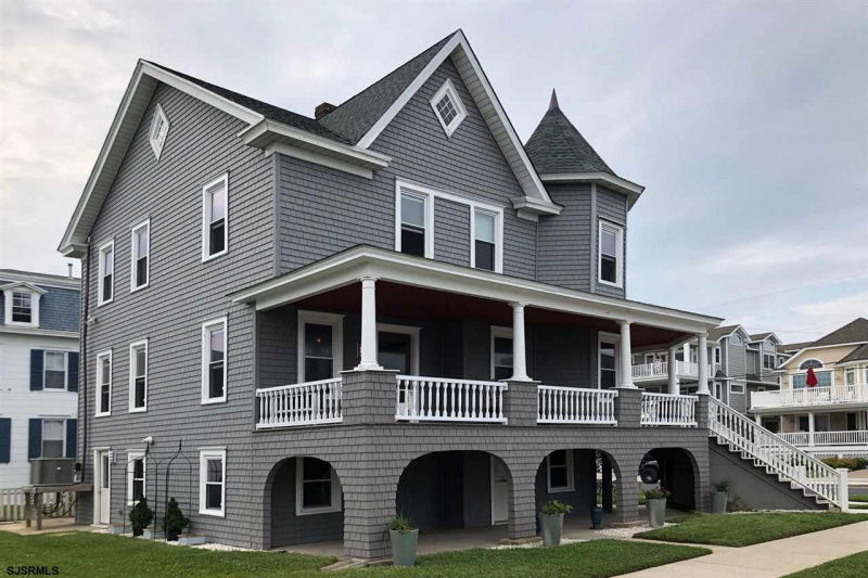 20 46th, Sea Isle City, New Jersey 08243, 4 Bedrooms Bedrooms, 8 Rooms Rooms,2 BathroomsBathrooms,Residential,For Sale,46th,540230