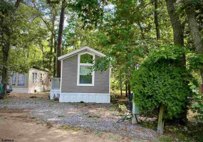 516 Route 9, Unit E-18, Marmora, New Jersey 08223, 1 Bedroom Bedrooms, 3 Rooms Rooms,1 BathroomBathrooms,Residential,For Sale,Route 9, Unit E-18,540262