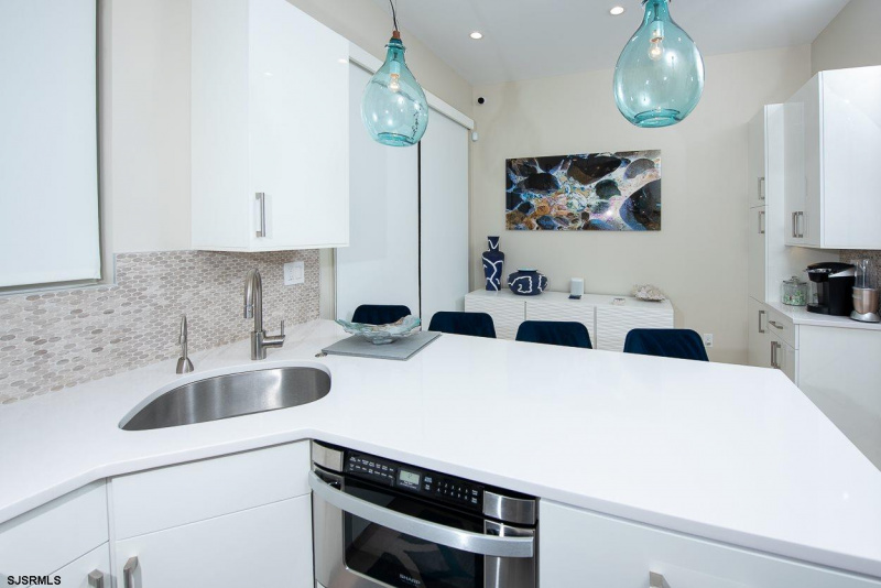 115 Little Rock, Ventnor, New Jersey 08406, 5 Bedrooms Bedrooms, 11 Rooms Rooms,4 BathroomsBathrooms,Residential,For Sale,Little Rock,540267