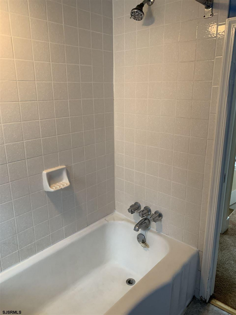 110 Hanthorn, Mays Landing, New Jersey 08330, 4 Bedrooms Bedrooms, 8 Rooms Rooms,2 BathroomsBathrooms,Residential,For Sale,Hanthorn,540291