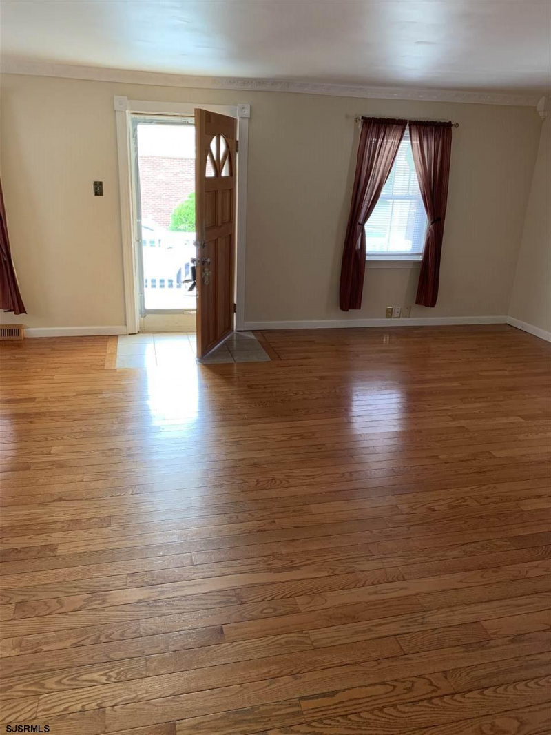 110 Hanthorn, Mays Landing, New Jersey 08330, 4 Bedrooms Bedrooms, 8 Rooms Rooms,2 BathroomsBathrooms,Residential,For Sale,Hanthorn,540291