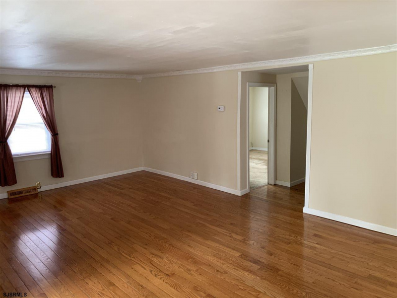 110 Hanthorn, Mays Landing, New Jersey 08330, 4 Bedrooms Bedrooms, 8 Rooms Rooms,2 BathroomsBathrooms,Residential,For Sale,Hanthorn,540291