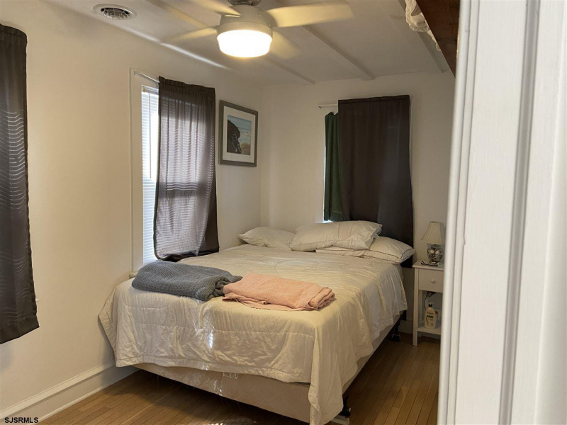 31 New Jersey, Somers Point, New Jersey 08244, 3 Bedrooms Bedrooms, 6 Rooms Rooms,3 BathroomsBathrooms,Residential,For Sale,New Jersey,540305