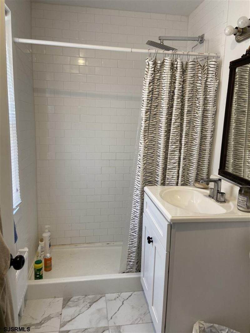 31 New Jersey, Somers Point, New Jersey 08244, 3 Bedrooms Bedrooms, 6 Rooms Rooms,3 BathroomsBathrooms,Residential,For Sale,New Jersey,540305