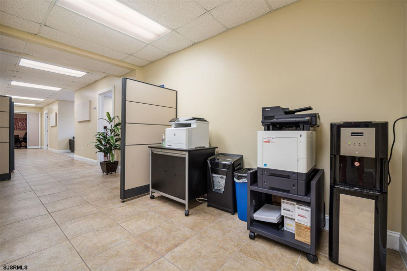 327 White Horse, Galloway Township, New Jersey 08215, ,Commercial/industrial,For Sale,White Horse,540331