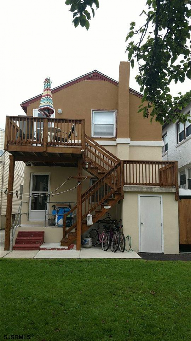 14 Madison, New Jersey 08402, 3 Bedrooms Bedrooms, 5 Rooms Rooms,1 BathroomBathrooms,Rental non-commercial,For Sale,Madison,540328