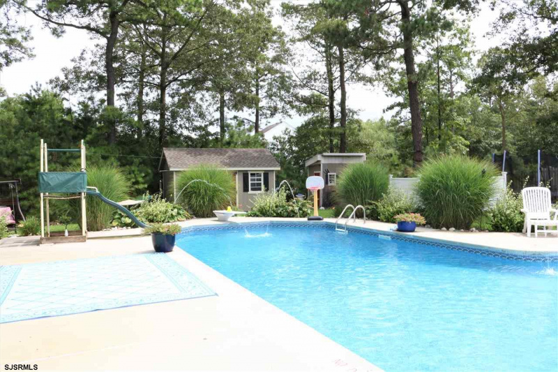 78 Marshall Drive, Egg Harbor Township, New Jersey 08234, 4 Bedrooms Bedrooms, 9 Rooms Rooms,3 BathroomsBathrooms,Residential,For Sale,Marshall Drive,540307