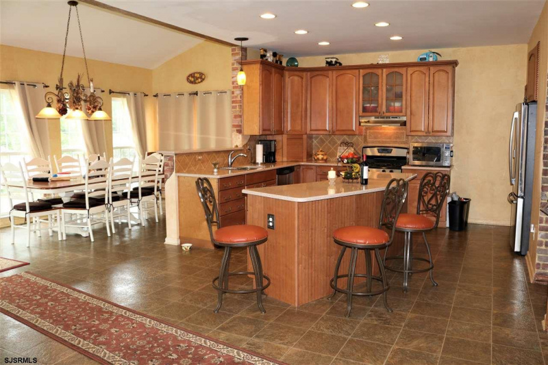 78 Marshall Drive, Egg Harbor Township, New Jersey 08234, 4 Bedrooms Bedrooms, 9 Rooms Rooms,3 BathroomsBathrooms,Residential,For Sale,Marshall Drive,540307