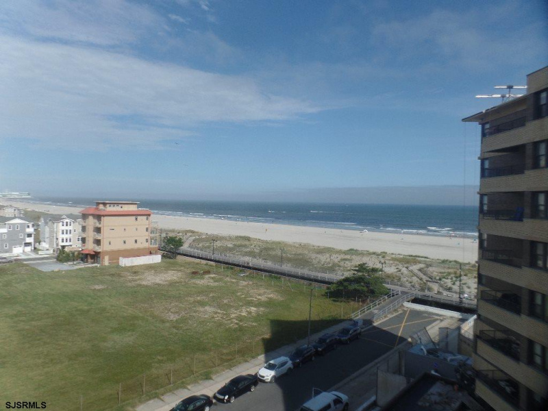101 Raleigh, Atlantic City, New Jersey 08401, 2 Bedrooms Bedrooms, 5 Rooms Rooms,1 BathroomBathrooms,Condominium,For Sale,Raleigh,540351