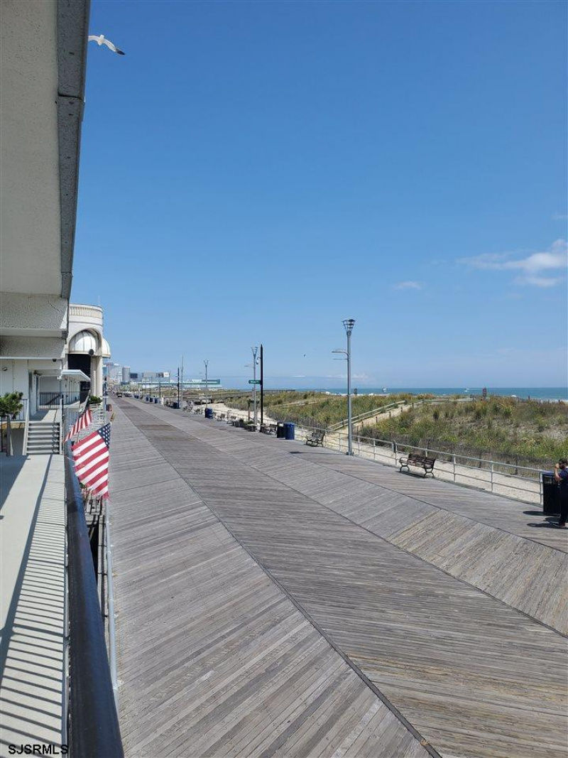 3501 Boardwalk, New Jersey 08401, 3 Rooms Rooms,1 BathroomBathrooms,Rental non-commercial,For Sale,Boardwalk,540345