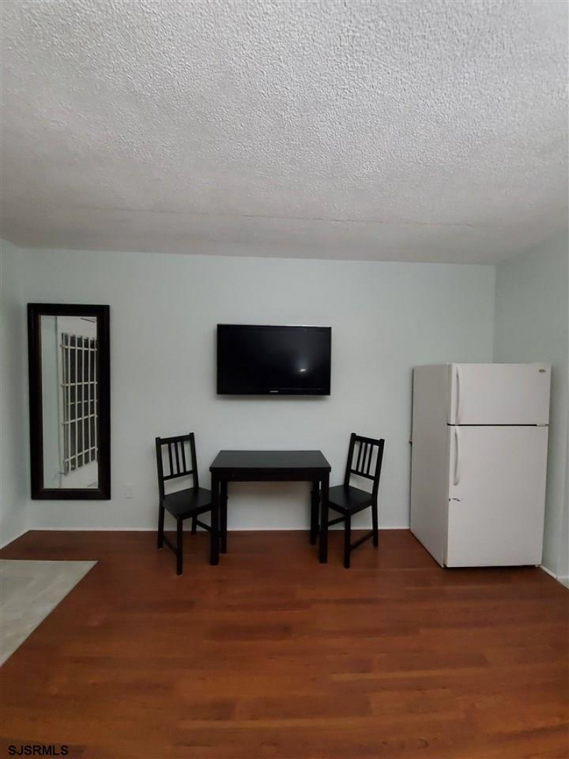 3501 Boardwalk, New Jersey 08401, 3 Rooms Rooms,1 BathroomBathrooms,Rental non-commercial,For Sale,Boardwalk,540345