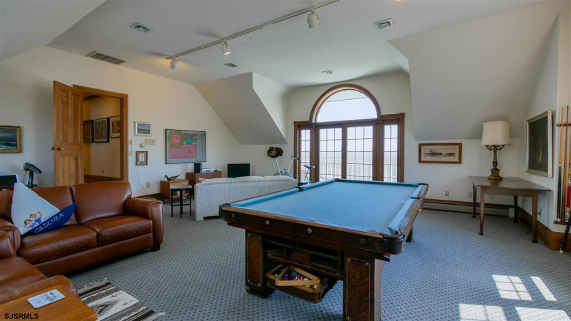 615 Hay, Absecon, New Jersey 08201, 5 Bedrooms Bedrooms, 13 Rooms Rooms,4 BathroomsBathrooms,Residential,For Sale,Hay,540340