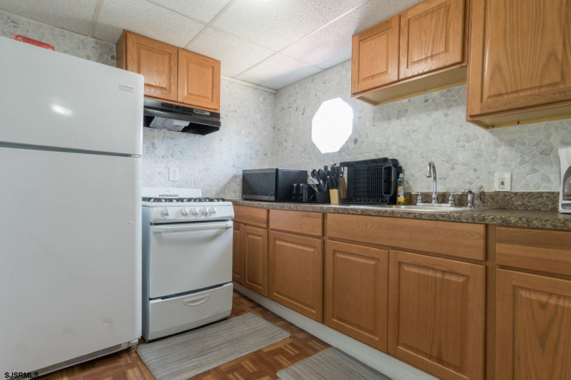 114 Texas, Atlantic City, New Jersey 08401, 3 Bedrooms Bedrooms, 6 Rooms Rooms,1 BathroomBathrooms,Residential,For Sale,Texas,540367