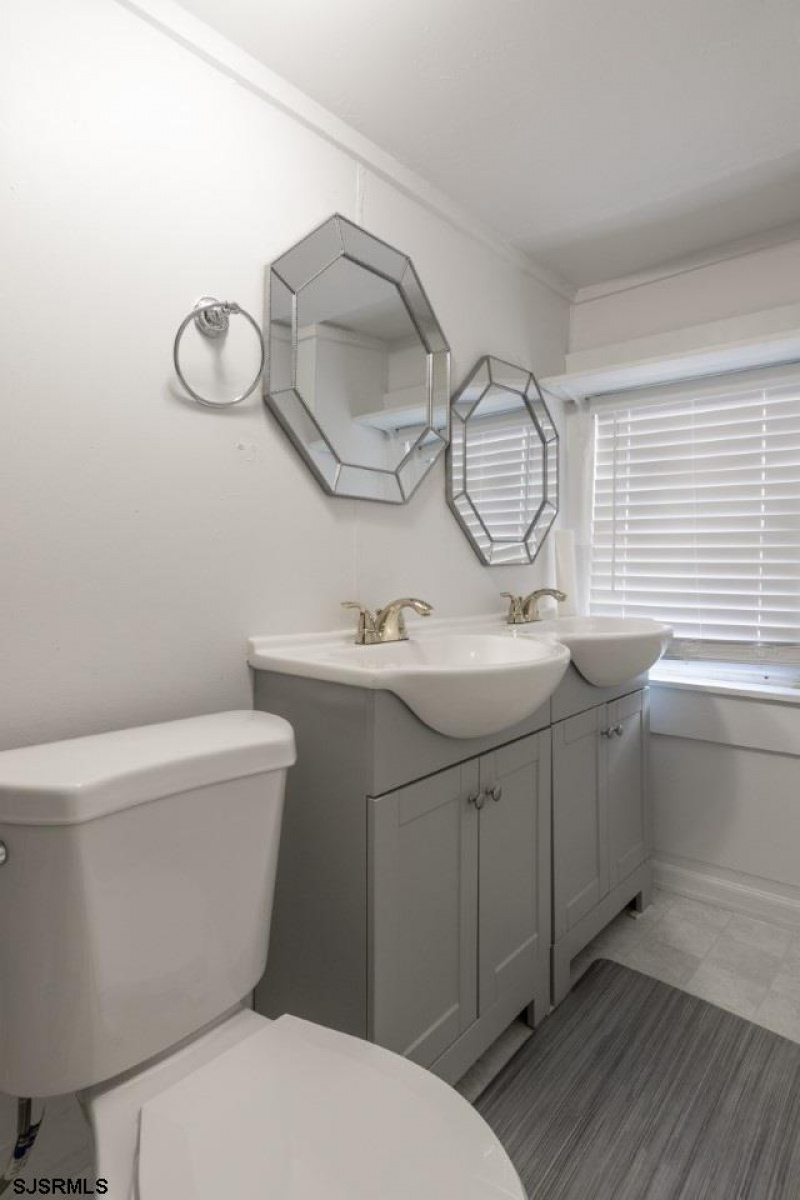 114 Texas, Atlantic City, New Jersey 08401, 3 Bedrooms Bedrooms, 6 Rooms Rooms,1 BathroomBathrooms,Residential,For Sale,Texas,540367