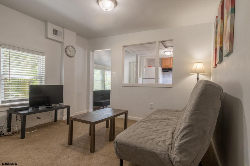 114 Texas, Atlantic City, New Jersey 08401, 3 Bedrooms Bedrooms, 6 Rooms Rooms,1 BathroomBathrooms,Residential,For Sale,Texas,540367