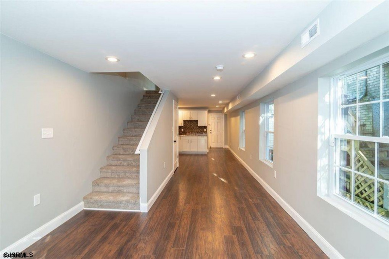 103 Florida, Atlantic City, New Jersey 08401, 3 Bedrooms Bedrooms, 6 Rooms Rooms,1 BathroomBathrooms,Residential,For Sale,Florida,540467