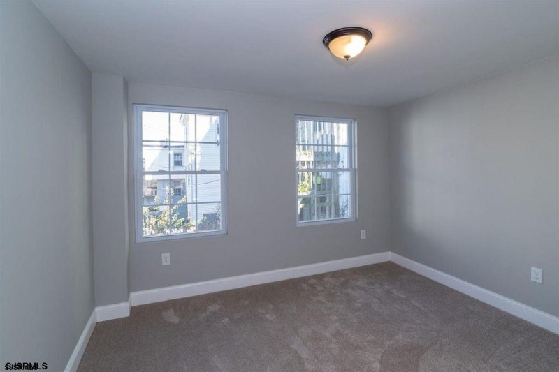 103 Florida, Atlantic City, New Jersey 08401, 3 Bedrooms Bedrooms, 6 Rooms Rooms,1 BathroomBathrooms,Residential,For Sale,Florida,540467