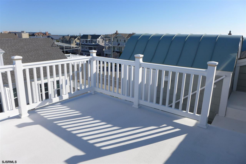 2820 Wesley, Ocean City, New Jersey 08226, 5 Bedrooms Bedrooms, 12 Rooms Rooms,4 BathroomsBathrooms,Condominium,For Sale,Wesley,540453