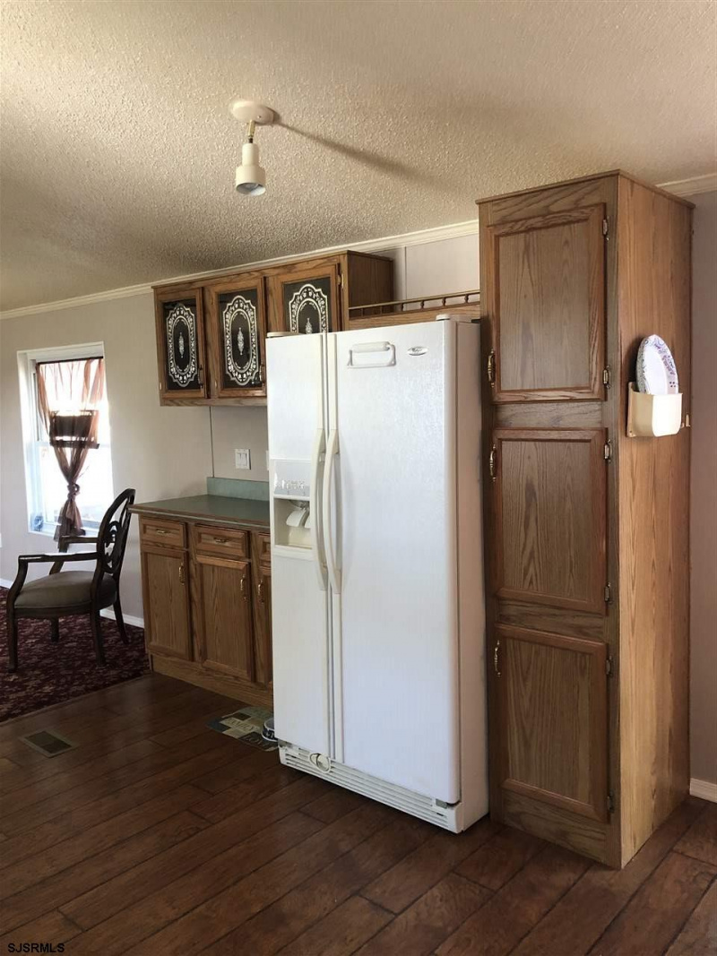19 LEWIS, Egg Harbor Township, New Jersey 08234, 2 Bedrooms Bedrooms, 4 Rooms Rooms,2 BathroomsBathrooms,Residential,For Sale,LEWIS,540484