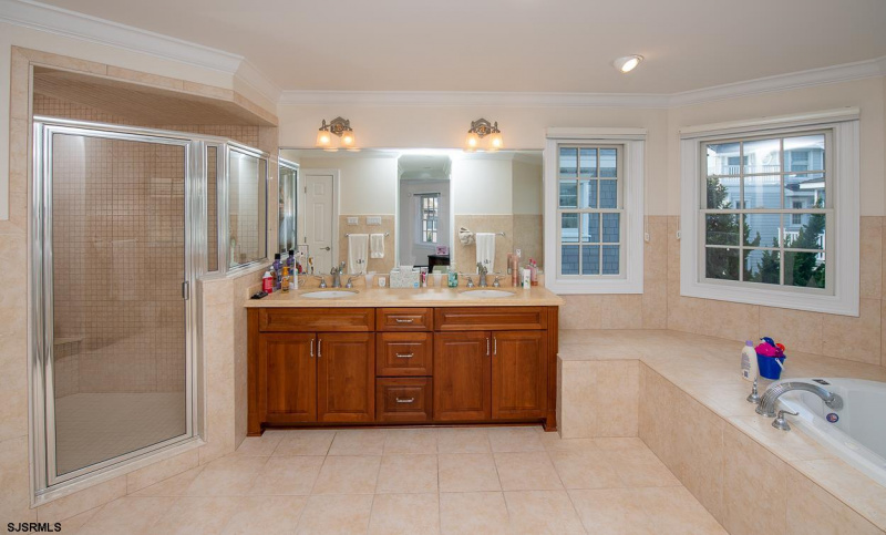 109 28th, Longport, New Jersey 08403, 5 Bedrooms Bedrooms, 10 Rooms Rooms,5 BathroomsBathrooms,Residential,For Sale,28th,540495