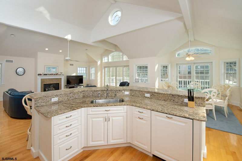 109 28th, Longport, New Jersey 08403, 5 Bedrooms Bedrooms, 10 Rooms Rooms,5 BathroomsBathrooms,Residential,For Sale,28th,540495