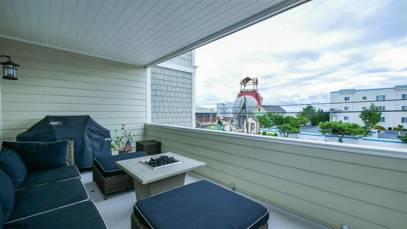 9219 Atlantic, New Jersey 08402, 4 Bedrooms Bedrooms, 9 Rooms Rooms,3 BathroomsBathrooms,Rental non-commercial,For Sale,Atlantic,540520