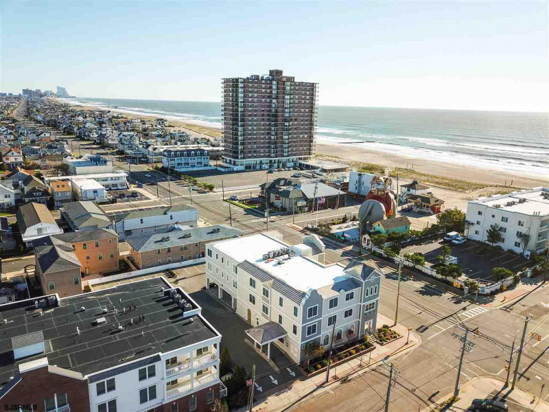 9219 Atlantic, New Jersey 08402, 4 Bedrooms Bedrooms, 9 Rooms Rooms,3 BathroomsBathrooms,Rental non-commercial,For Sale,Atlantic,540520