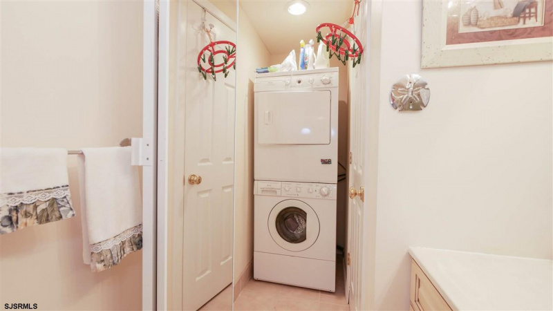 2700 atlantic, Longport, New Jersey 08403, 2 Bedrooms Bedrooms, 5 Rooms Rooms,2 BathroomsBathrooms,Condominium,For Sale,atlantic,540492