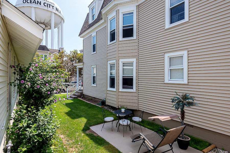 742 Moore, Ocean City, New Jersey 08226, 5 Bedrooms Bedrooms, 12 Rooms Rooms,3 BathroomsBathrooms,Condominium,For Sale,Moore,540549