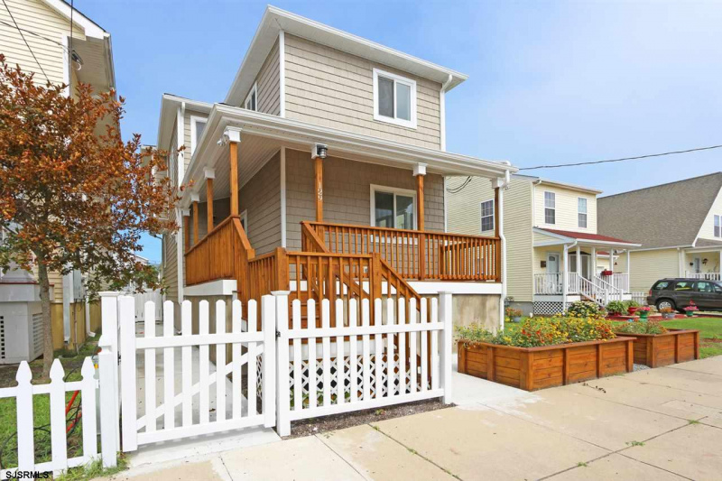 129 Massachusetts, Atlantic City, New Jersey 08401, 3 Bedrooms Bedrooms, 6 Rooms Rooms,2 BathroomsBathrooms,Residential,For Sale,Massachusetts,540557