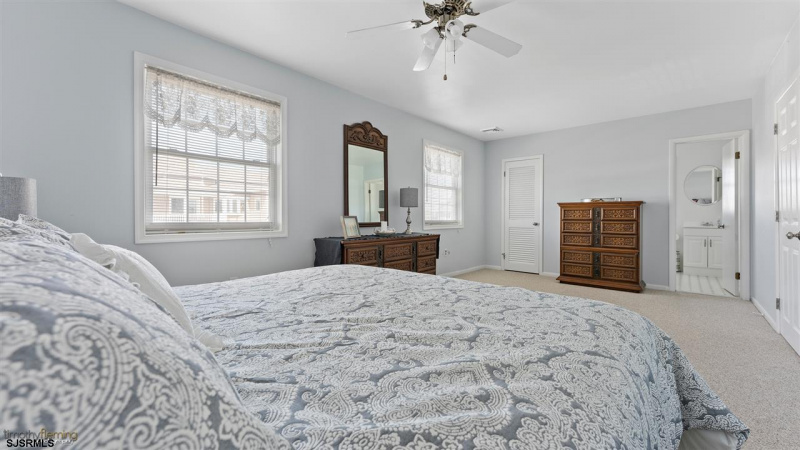 102 Forget Me Not, Wildwood Crest, New Jersey 08260-1278, 5 Bedrooms Bedrooms, 11 Rooms Rooms,4 BathroomsBathrooms,Residential,For Sale,Forget Me Not,540578