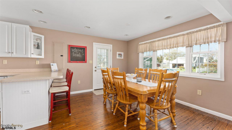 102 Forget Me Not, Wildwood Crest, New Jersey 08260-1278, 5 Bedrooms Bedrooms, 11 Rooms Rooms,4 BathroomsBathrooms,Residential,For Sale,Forget Me Not,540578