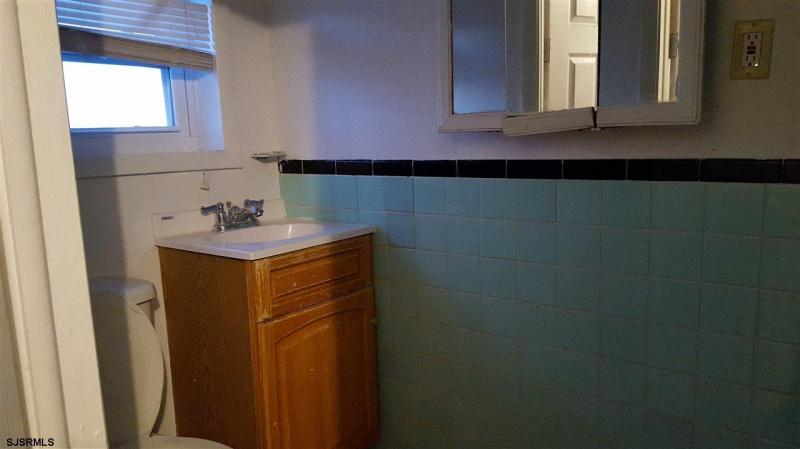 142 Bellevue, Atlantic City, New Jersey 08401, ,Multi-family,For Sale,Bellevue,540621