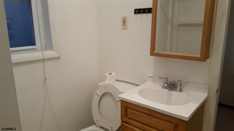 142 Bellevue, Atlantic City, New Jersey 08401, ,Multi-family,For Sale,Bellevue,540621