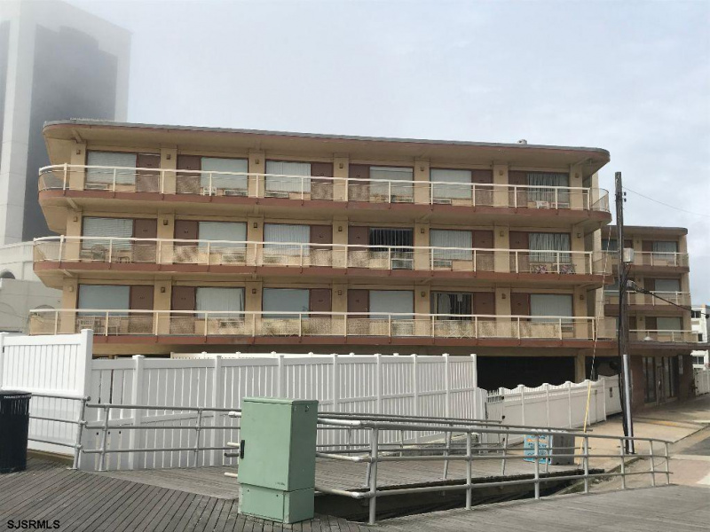 108 MONTPELIER AVENUE, Atlantic City, New Jersey 08401, 2 Rooms Rooms,1 BathroomBathrooms,Condominium,For Sale,MONTPELIER AVENUE,540622