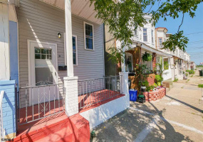 206 Arizona Ave, Atlantic City, New Jersey 08401, 3 Bedrooms Bedrooms, 6 Rooms Rooms,1 BathroomBathrooms,Residential,For Sale,Arizona Ave,540634
