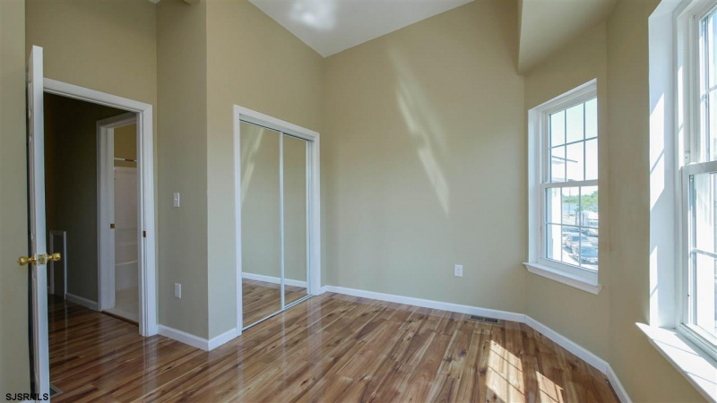 206 Arizona Ave, Atlantic City, New Jersey 08401, 3 Bedrooms Bedrooms, 6 Rooms Rooms,1 BathroomBathrooms,Residential,For Sale,Arizona Ave,540634