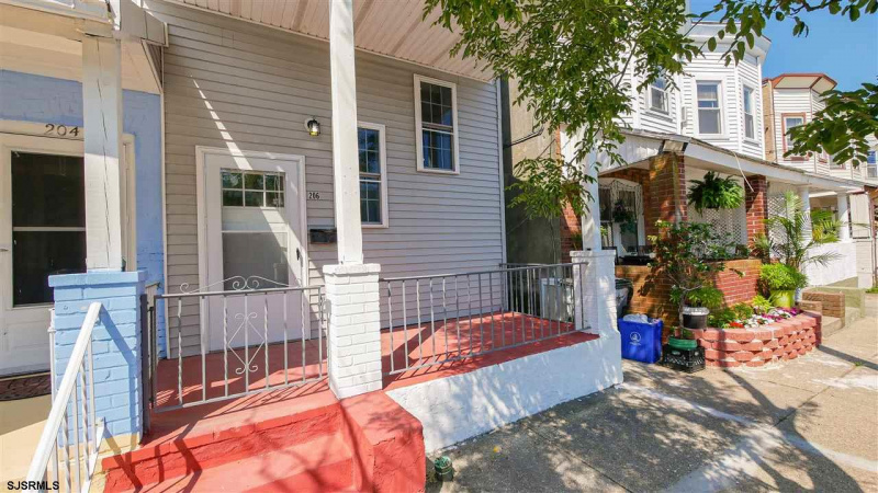 206 Arizona Ave, Atlantic City, New Jersey 08401, 3 Bedrooms Bedrooms, 6 Rooms Rooms,1 BathroomBathrooms,Residential,For Sale,Arizona Ave,540634