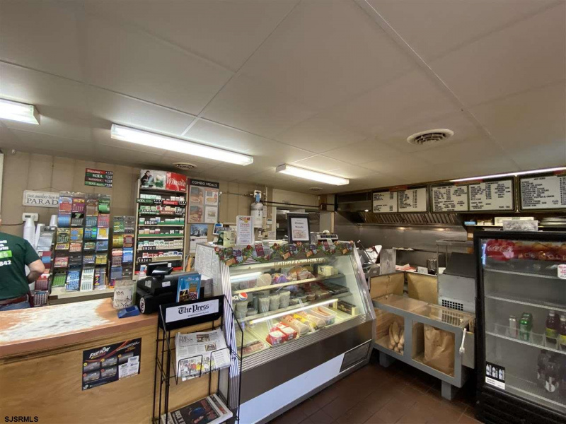 402 Zion, Egg Harbor Township, New Jersey 08234, ,1 BathroomBathrooms,Commercial/industrial,For Sale,Zion,540694