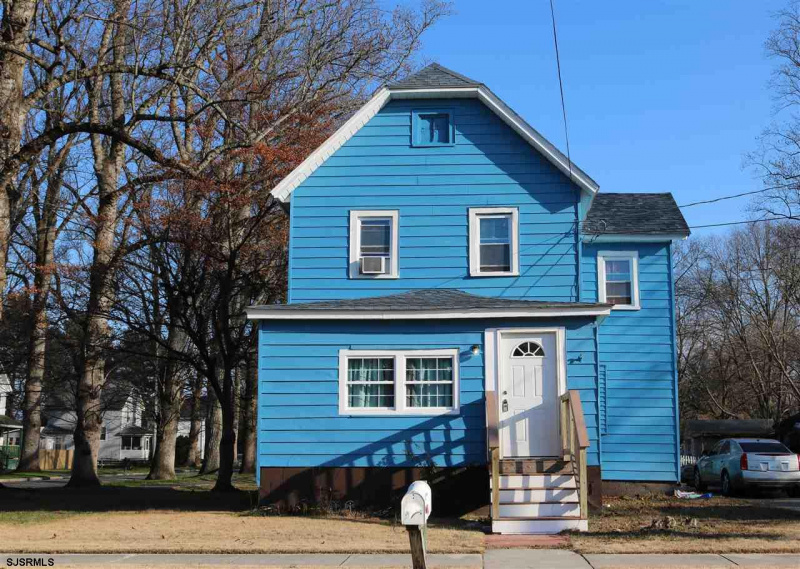 700 Clay, Woodbine Borough, New Jersey 08270-2155, 3 Bedrooms Bedrooms, 8 Rooms Rooms,2 BathroomsBathrooms,Residential,For Sale,Clay,540704